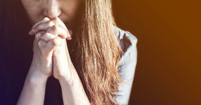 ¿Cómo orar al espíritu santo para pedir por sus dones?