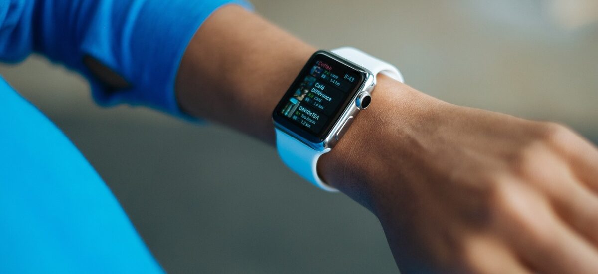 Moda Inteligente: Ropa Wearable que Mejora el Rendimiento Deportivo y la Vida Urbana